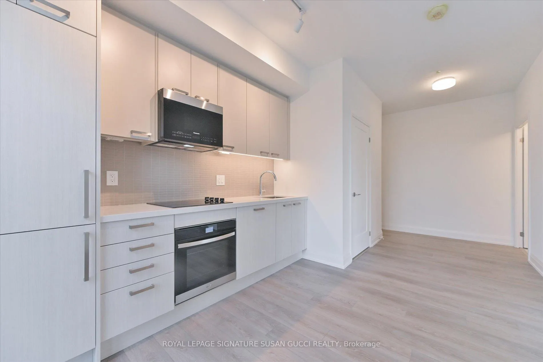 Photo 14 of Unit 1402, 20 Soudan Avenue, Toronto, Mount Pleasant West — HOMEH