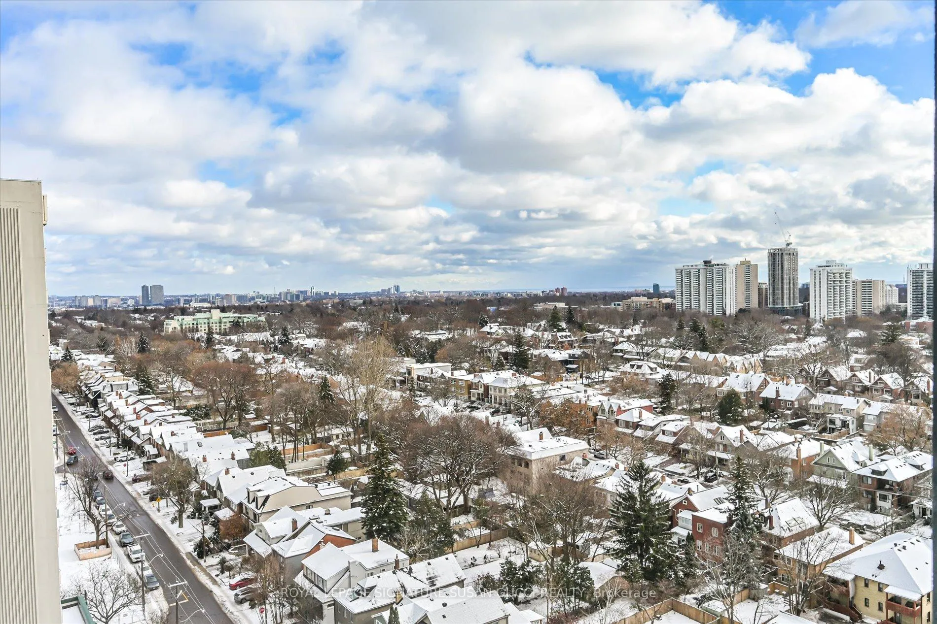 Photo 23 of Unit 1402, 20 Soudan Avenue, Toronto, Mount Pleasant West — HOMEH
