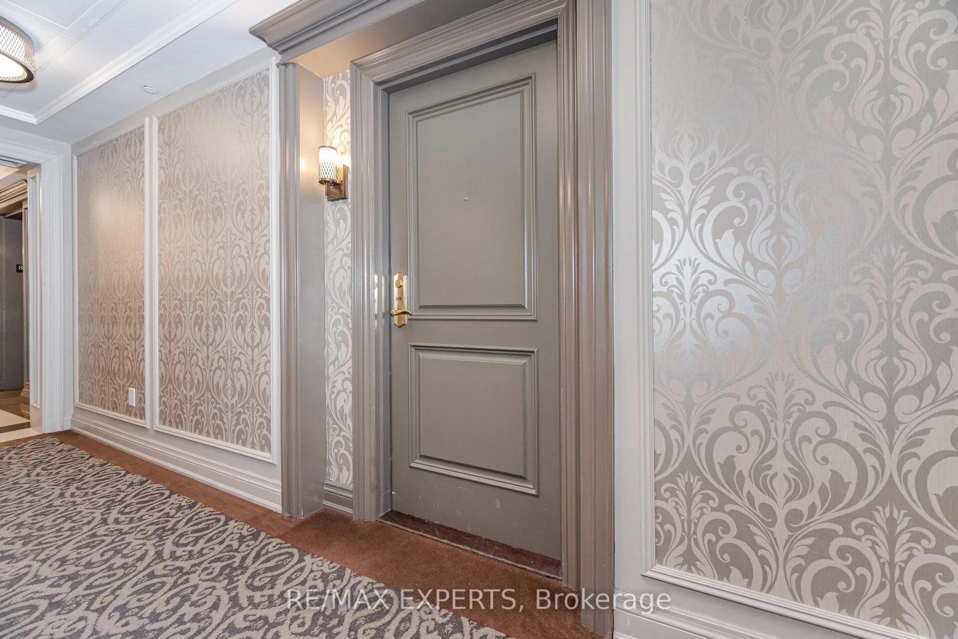 Photo 4 of Unit 809, 9255 Jane Street, Vaughan, Maple — HOMEH
