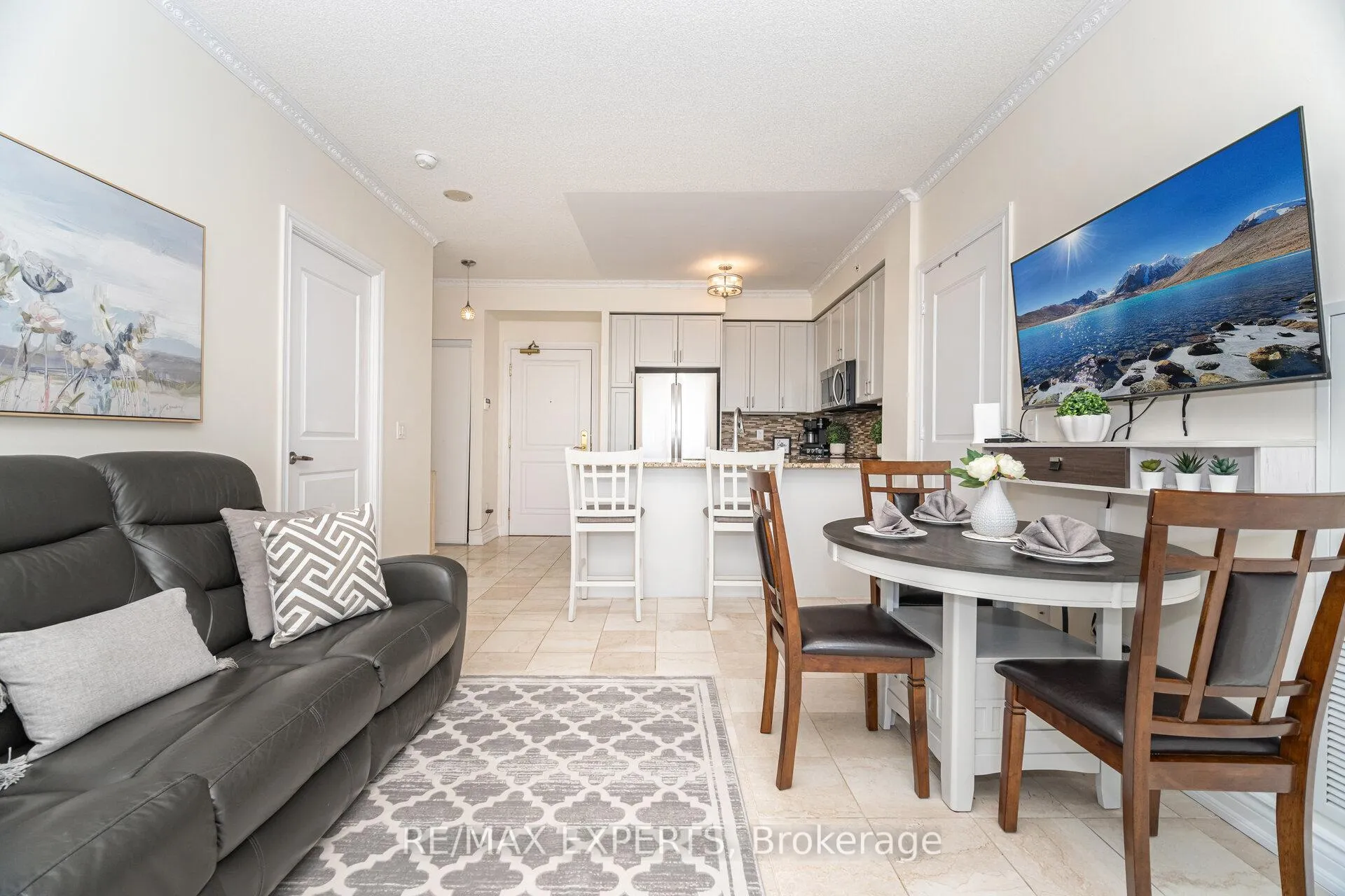 Photo 19 of Unit 809, 9255 Jane Street, Vaughan, Maple — HOMEH