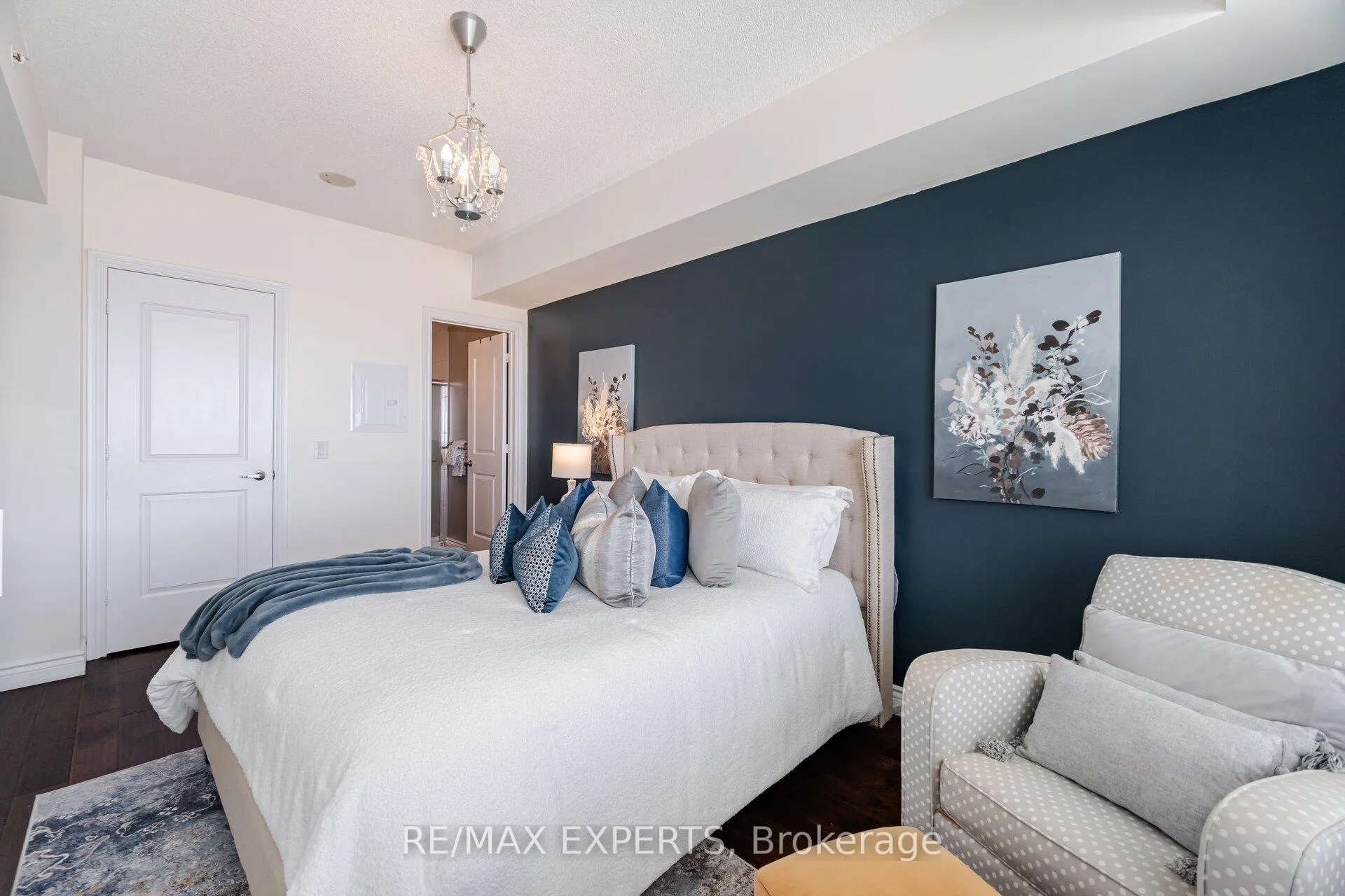 Photo 22 of Unit 809, 9255 Jane Street, Vaughan, Maple — HOMEH