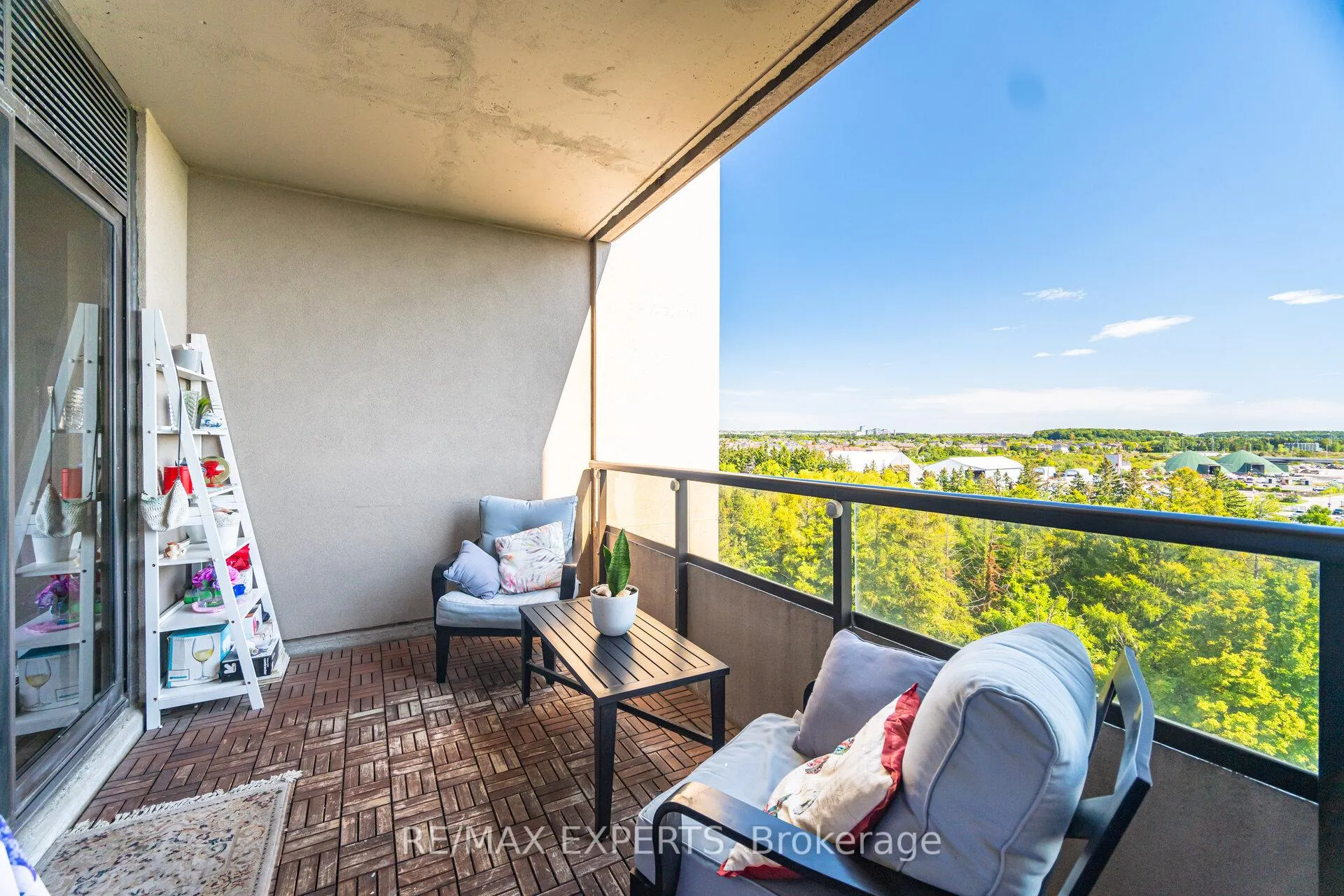 Photo 31 of Unit 809, 9255 Jane Street, Vaughan, Maple — HOMEH