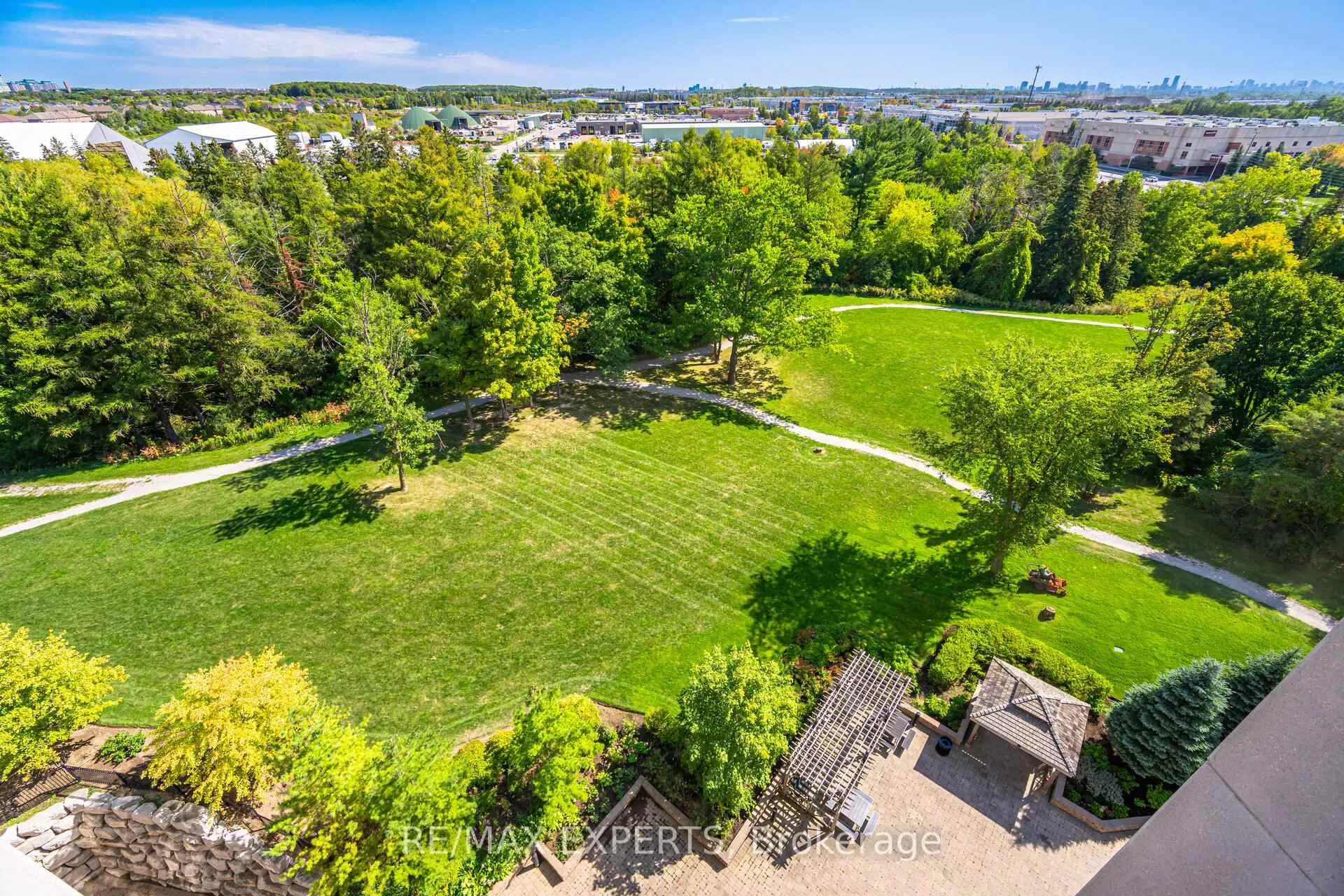 Photo 35 of Unit 809, 9255 Jane Street, Vaughan, Maple — HOMEH