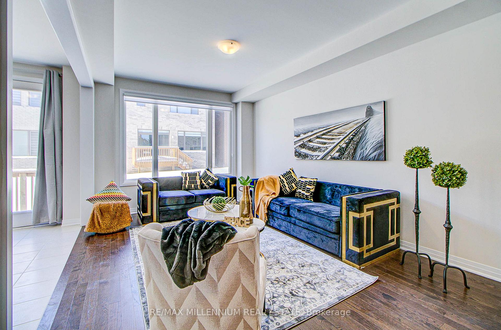Photo 5 of 20 Tyler Avenue N, Erin — HOMEH