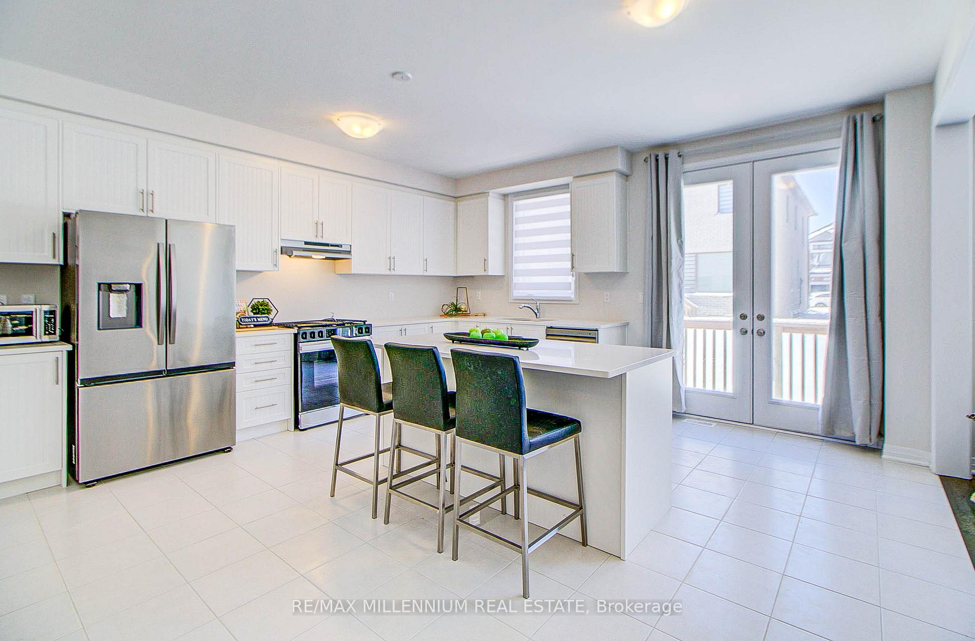 Photo 12 of 20 Tyler Avenue N, Erin — HOMEH