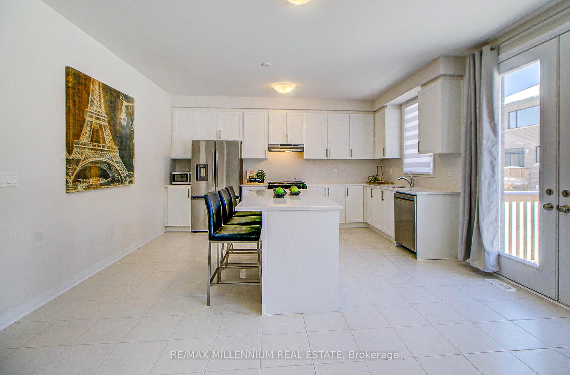 Photo 13 of 20 Tyler Avenue N, Erin — HOMEH