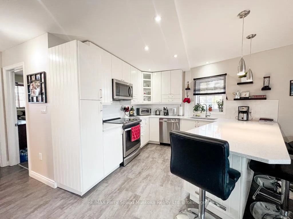 Photo 6 of 400C Whitestone Lake Road, Whitestone, Hagerman — HOMEH