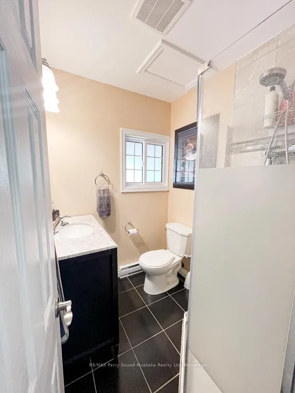 Photo 9 of 400C Whitestone Lake Road, Whitestone, Hagerman — HOMEH