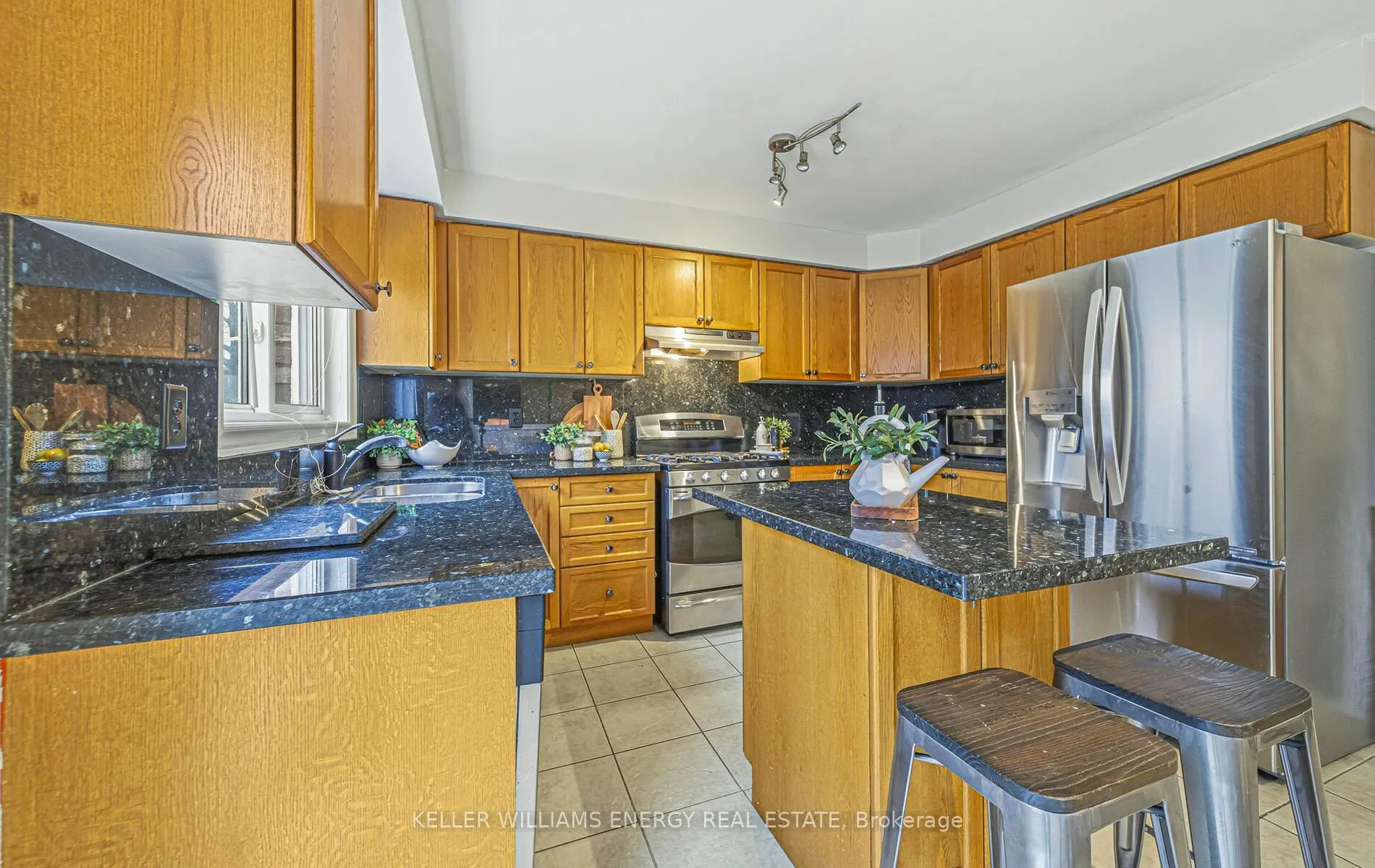 Photo 11 of 67B Concession Street E, Clarington, Bowmanville — HOMEH