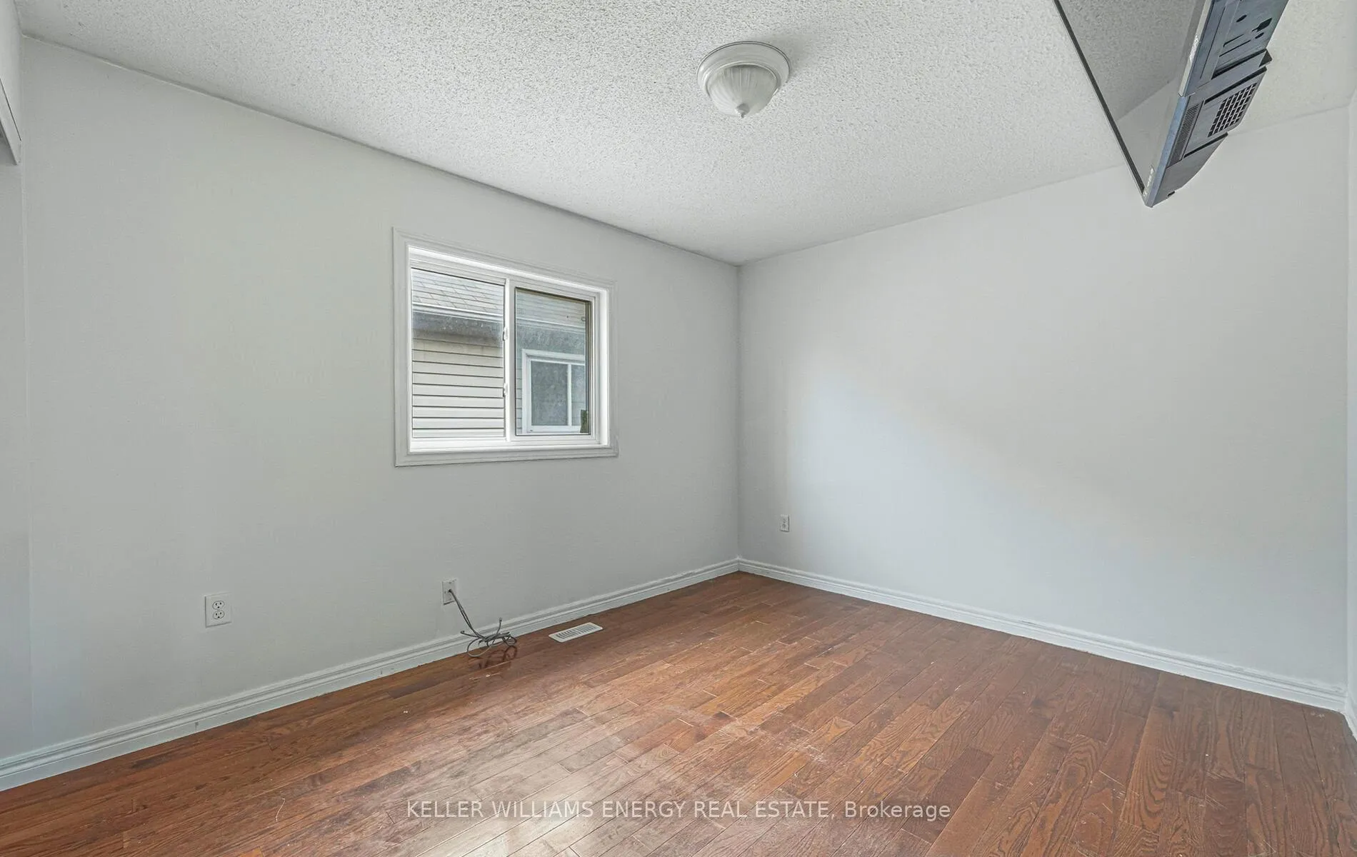 Photo 23 of 67B Concession Street E, Clarington, Bowmanville — HOMEH