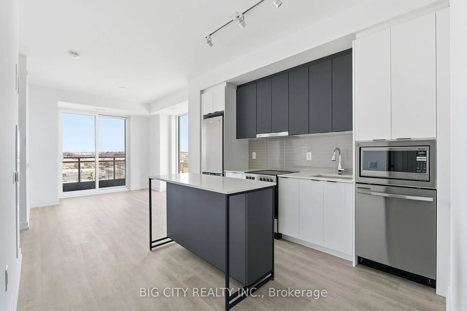 Photo 2 of Unit 517, 9751 Markham Road, Markham, Greensborough — HOMEH