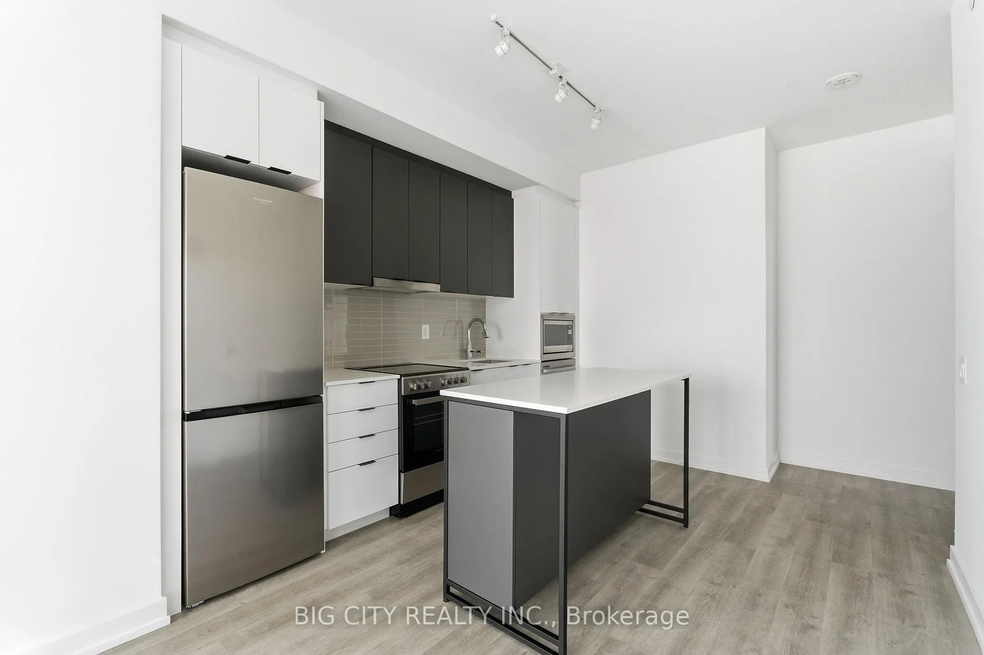 Photo 7 of Unit 517, 9751 Markham Road, Markham, Greensborough — HOMEH