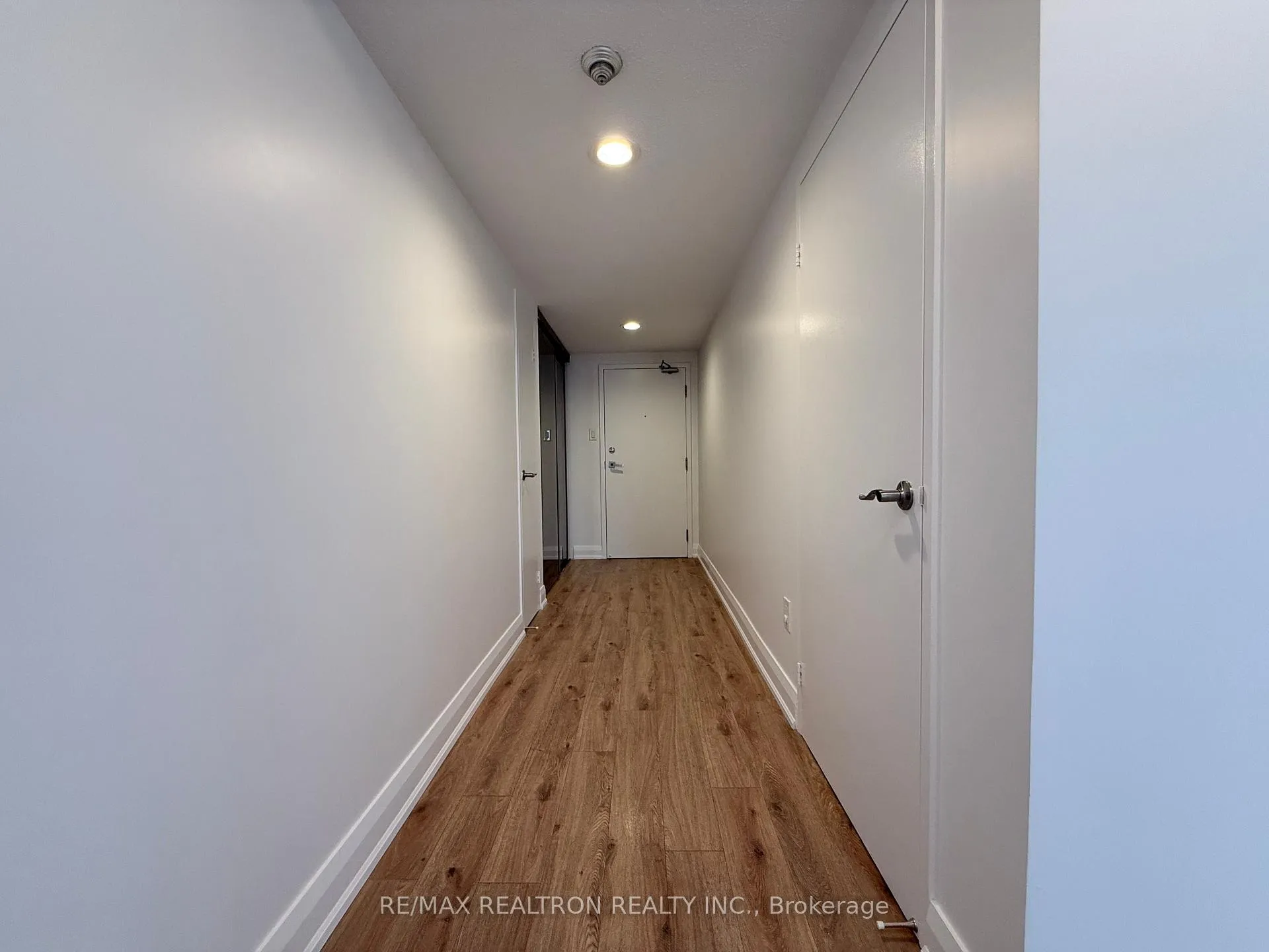 Photo 4 of Unit 1106, 7601 Bathurst Street, Vaughan, Crestwood-Springfarm-Yorkhill — HOMEH