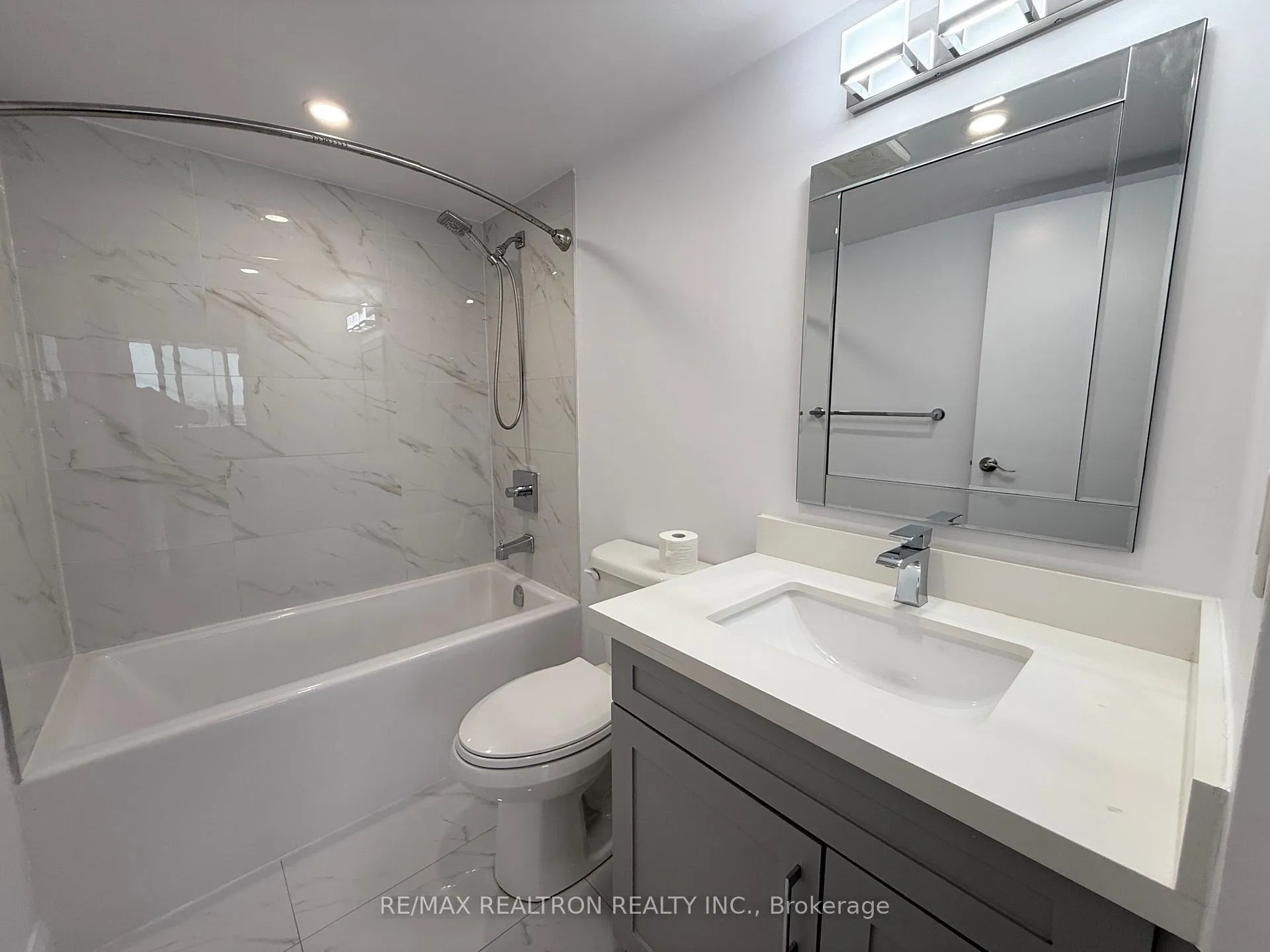 Photo 27 of Unit 1106, 7601 Bathurst Street, Vaughan, Crestwood-Springfarm-Yorkhill — HOMEH