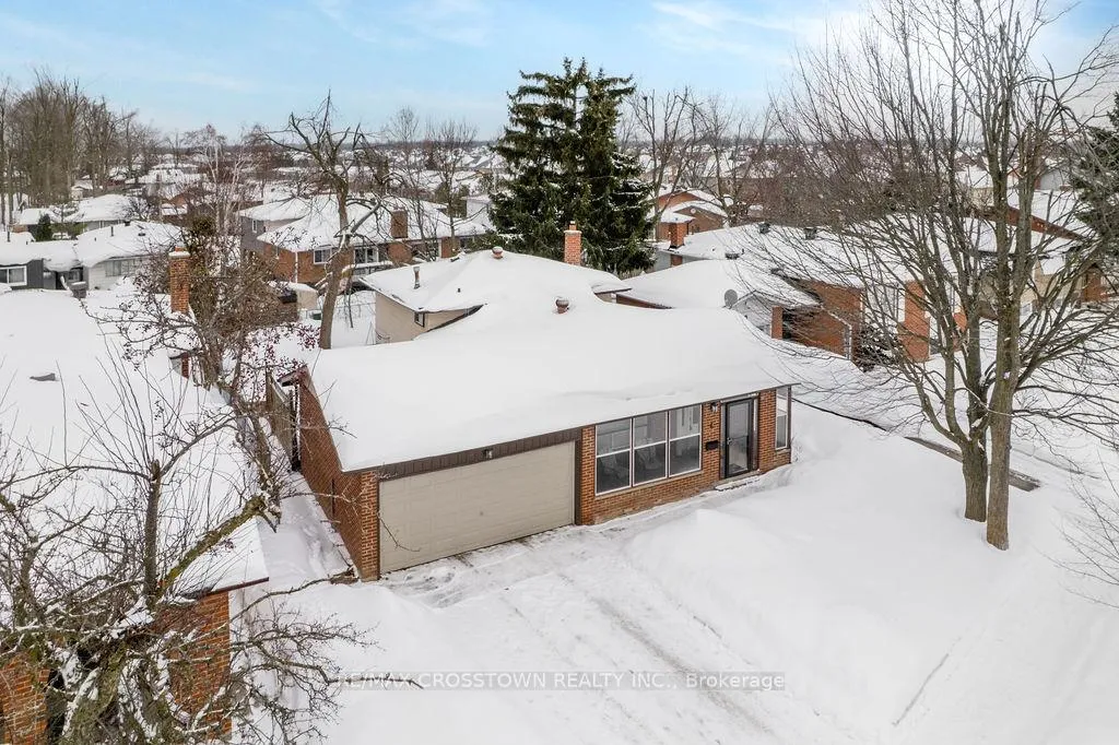 Photo 2 of 6 Deerpark Drive, Barrie, Cundles East — HOMEH
