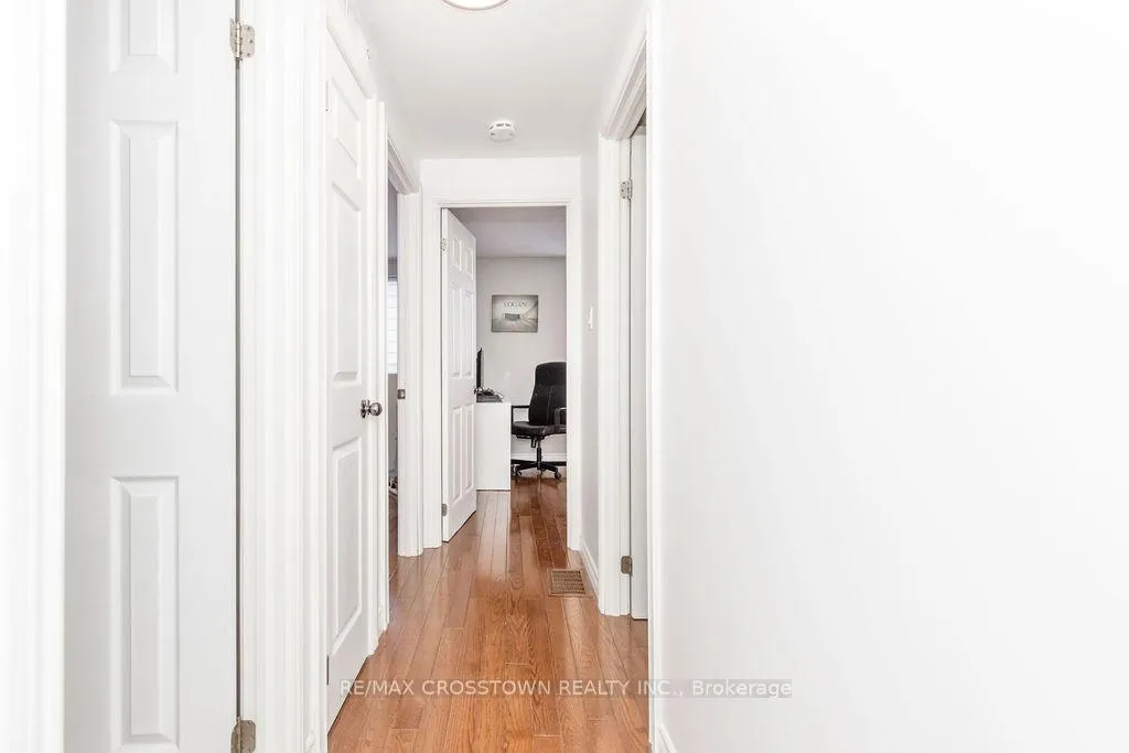 Photo 25 of 6 Deerpark Drive, Barrie, Cundles East — HOMEH