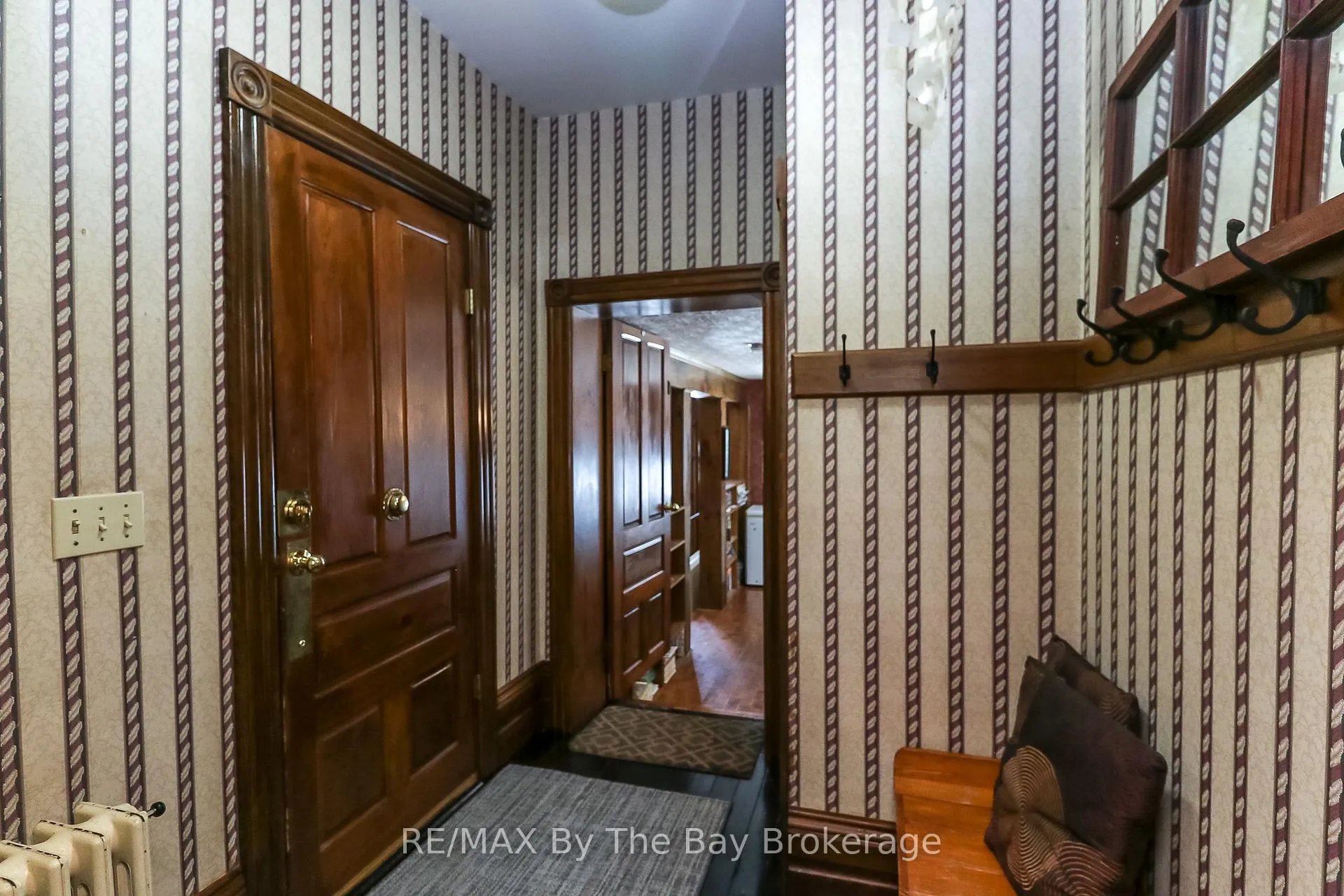 Photo 11 of 2553 County 42 Road, Clearview, Rural Clearview — HOMEH