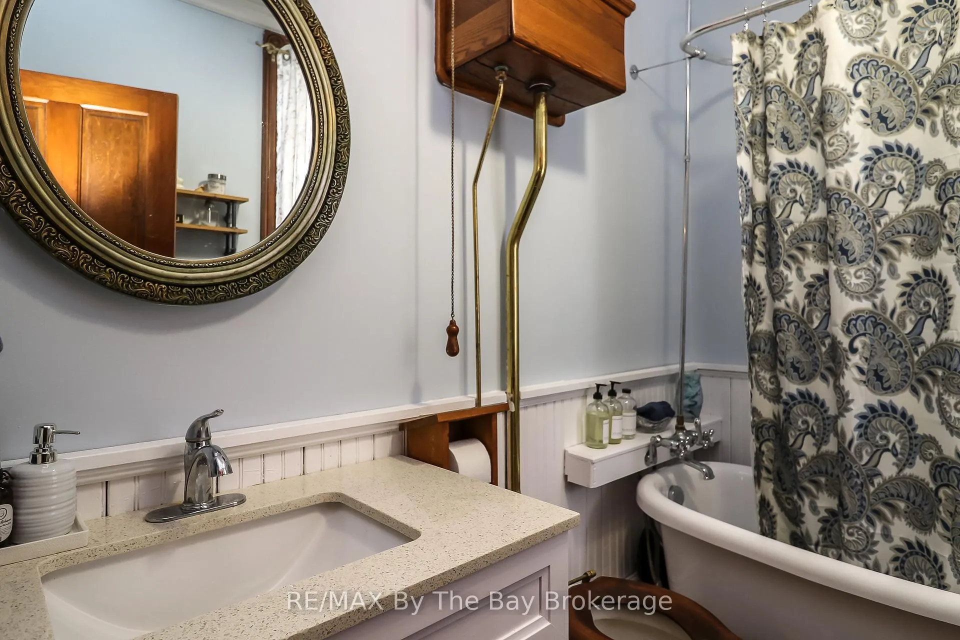 Photo 17 of 2553 County 42 Road, Clearview, Rural Clearview — HOMEH