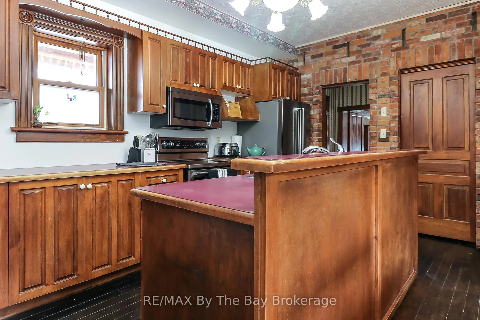 Photo 18 of 2553 County 42 Road, Clearview, Rural Clearview — HOMEH