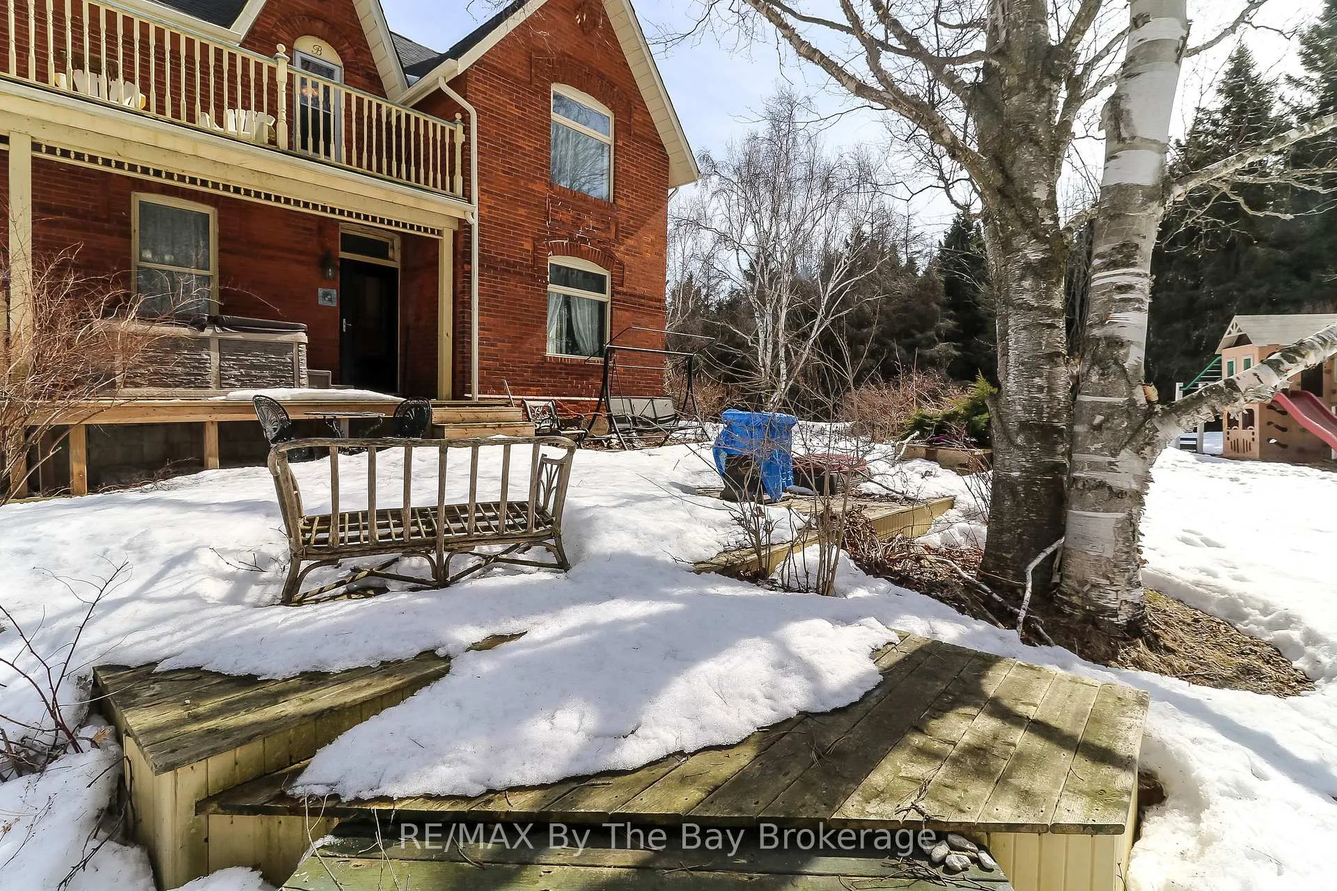 Photo 42 of 2553 County 42 Road, Clearview, Rural Clearview — HOMEH