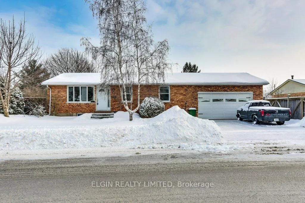 Photo 1 of 5 Sauve Avenue, St. Thomas — HOMEH
