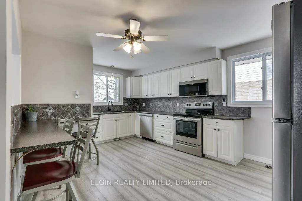 Photo 8 of 5 Sauve Avenue, St. Thomas — HOMEH