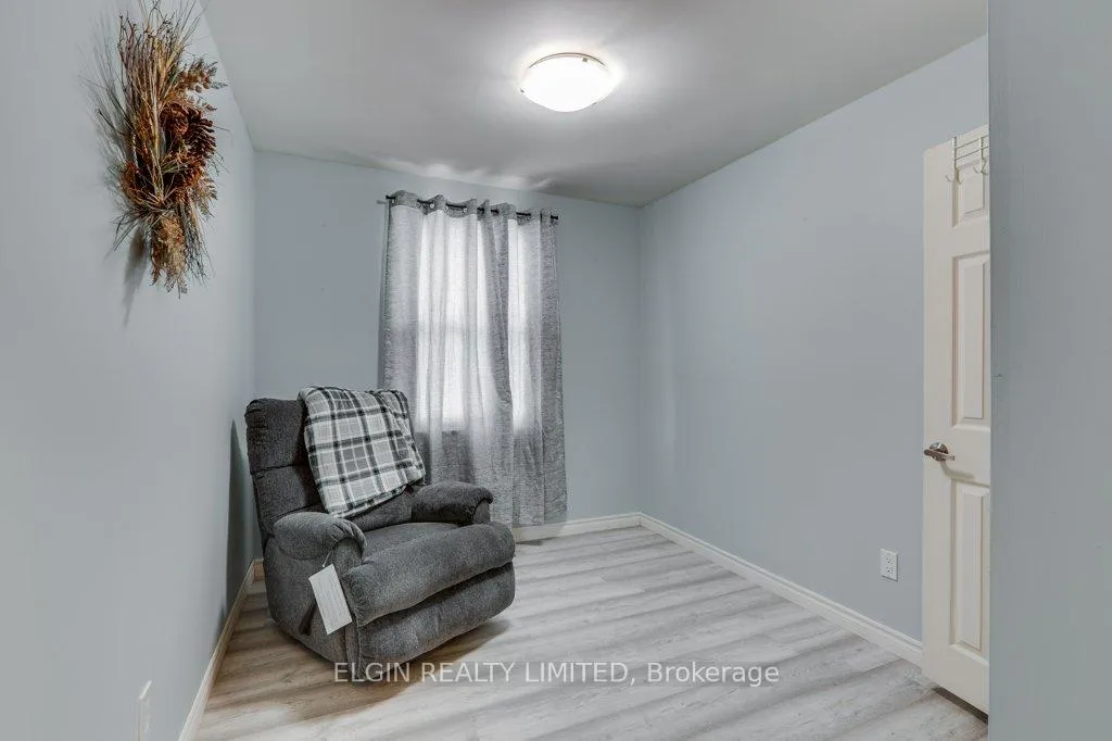 Photo 13 of 5 Sauve Avenue, St. Thomas — HOMEH