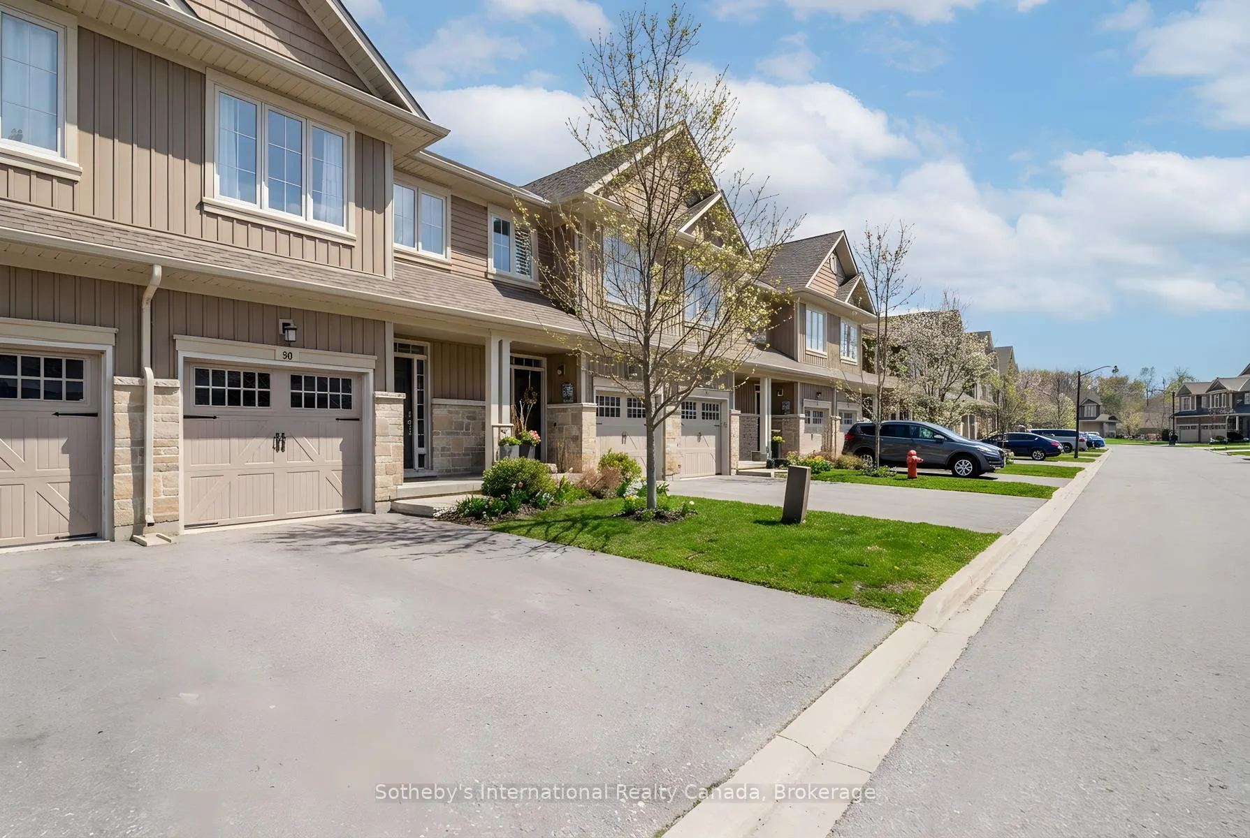 Photo 2 of Unit 50, 80 Willow Street, Brant, Paris — HOMEH