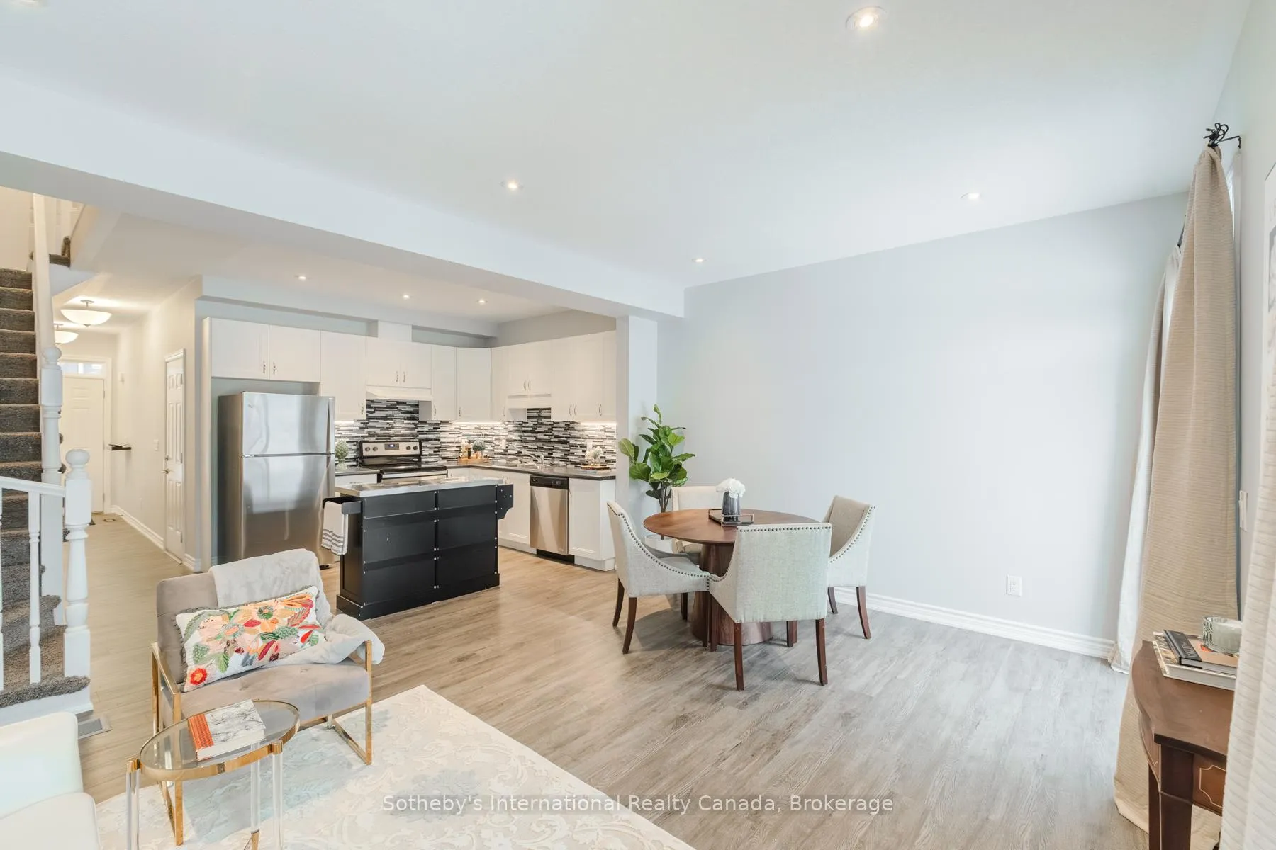 Photo 16 of Unit 50, 80 Willow Street, Brant, Paris — HOMEH