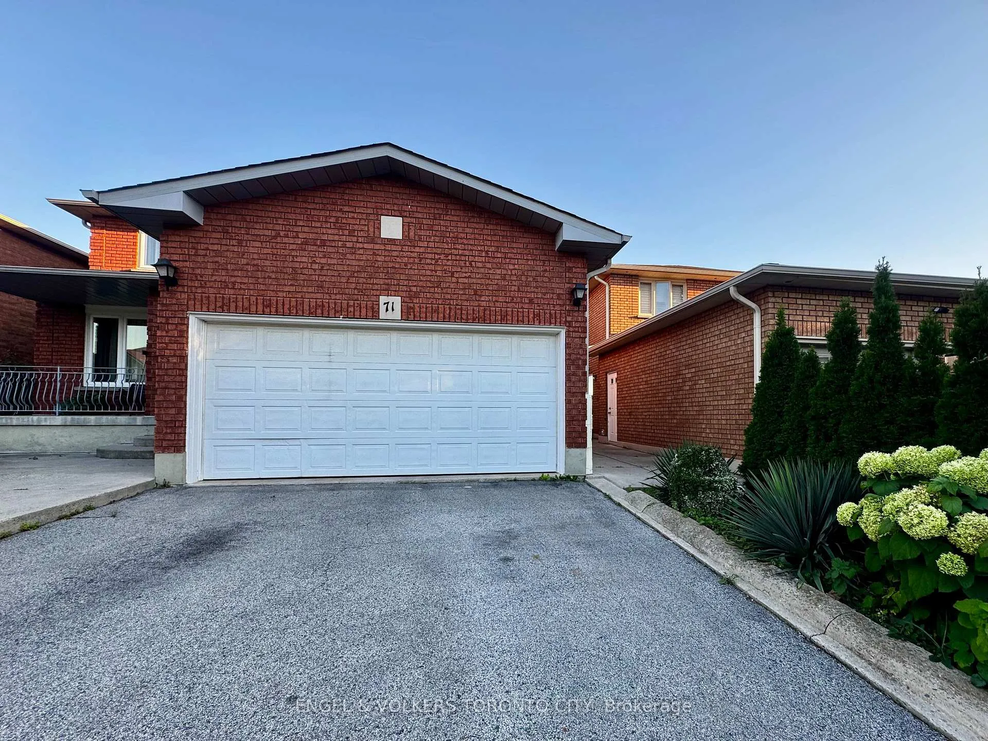 Photo 1 of Unit Bsmt, 71 Brougham Drive, Vaughan, East Woodbridge — HOMEH
