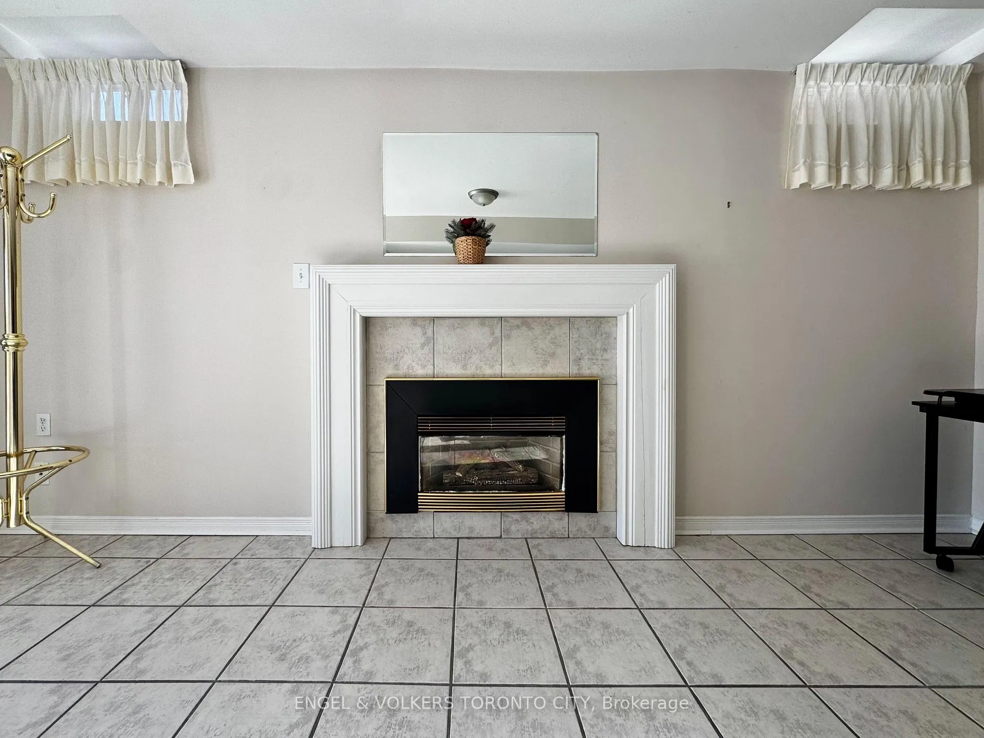 Photo 6 of Unit Bsmt, 71 Brougham Drive, Vaughan, East Woodbridge — HOMEH