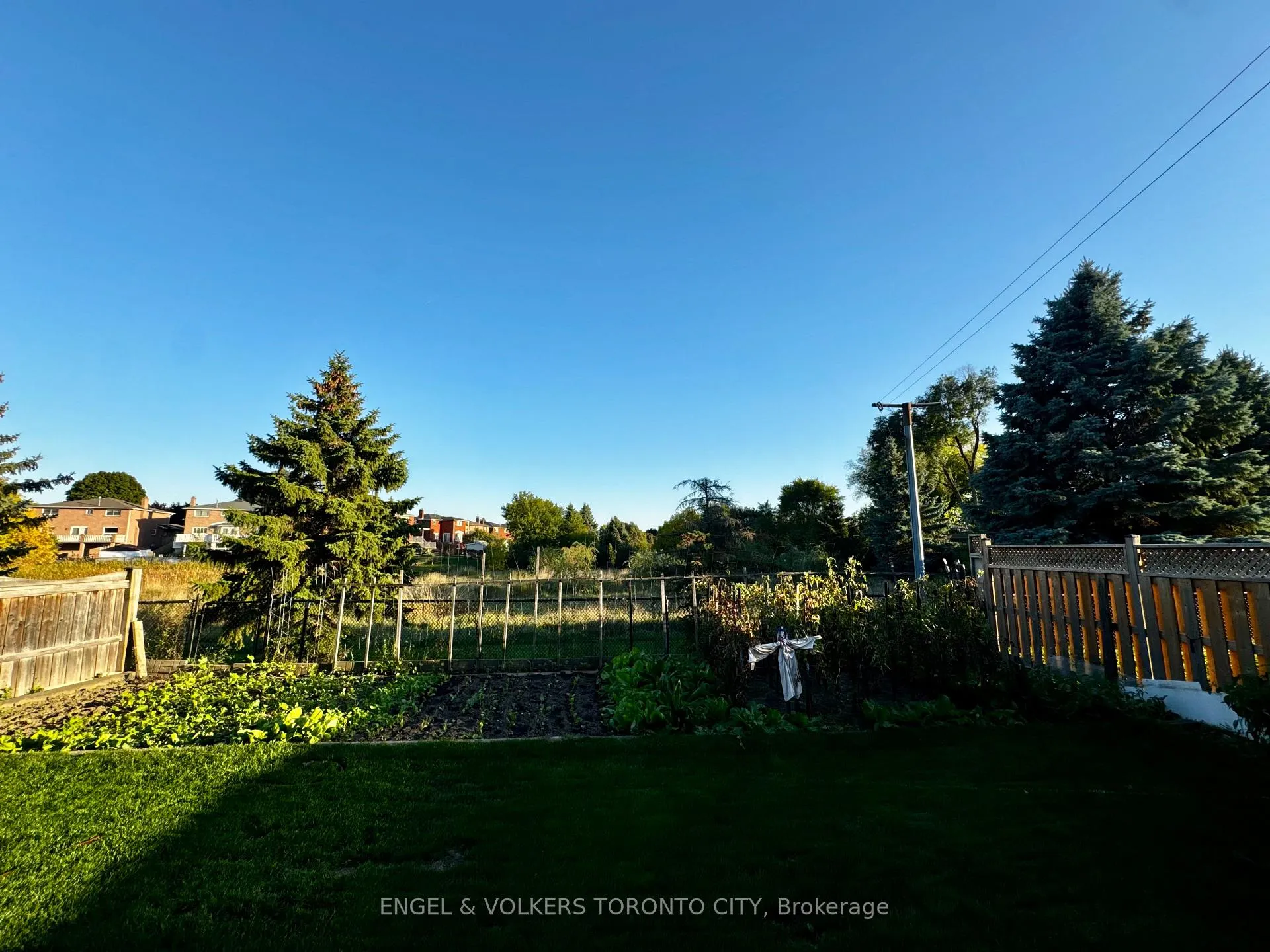 Photo 8 of Unit Bsmt, 71 Brougham Drive, Vaughan, East Woodbridge — HOMEH