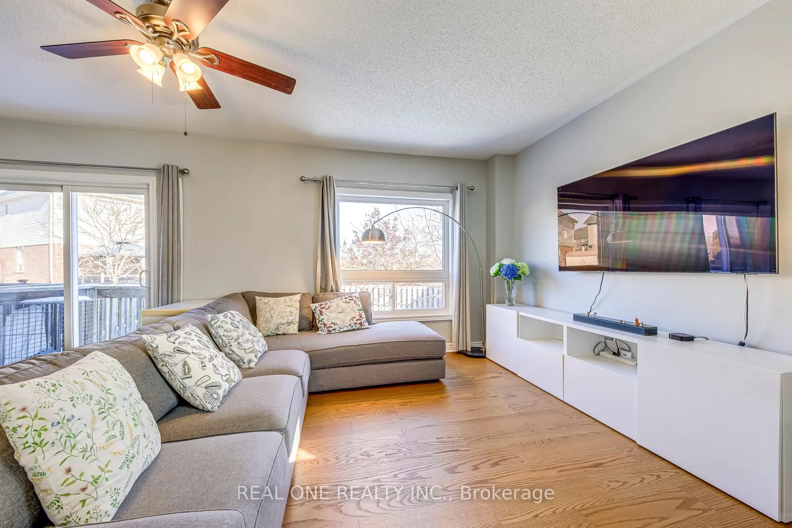 Photo 10 of 1126 Tupper Drive, Milton, Clarke — HOMEH