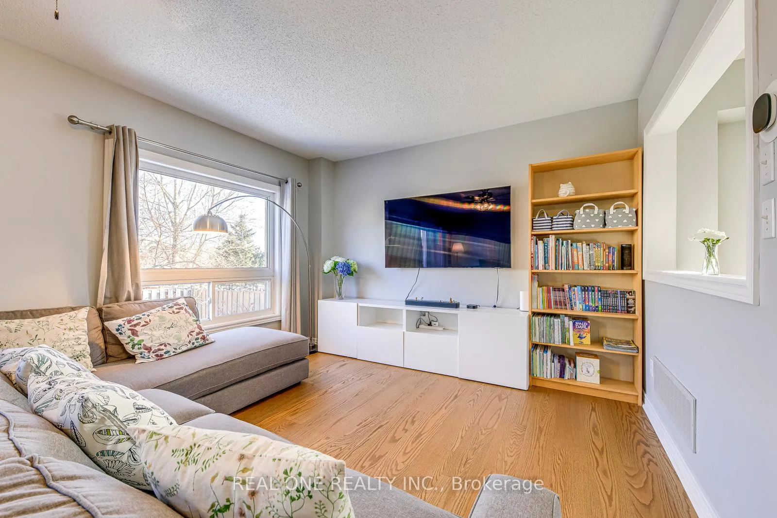 Photo 11 of 1126 Tupper Drive, Milton, Clarke — HOMEH