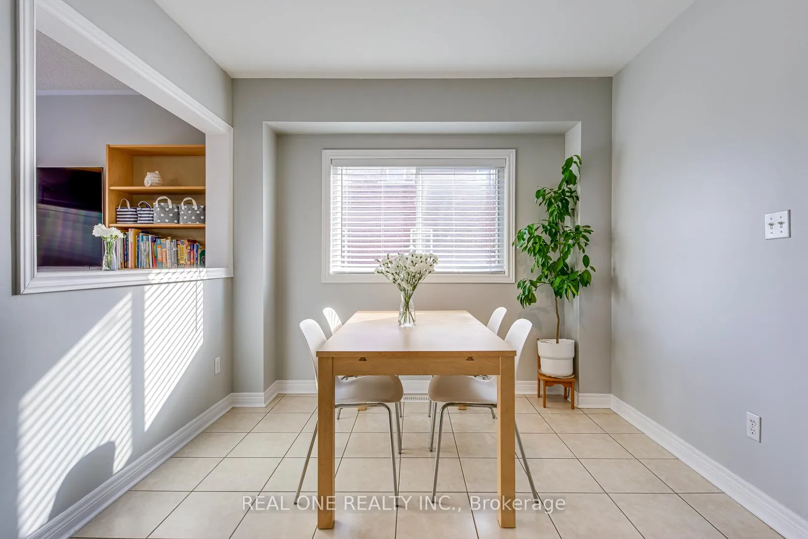 Photo 12 of 1126 Tupper Drive, Milton, Clarke — HOMEH