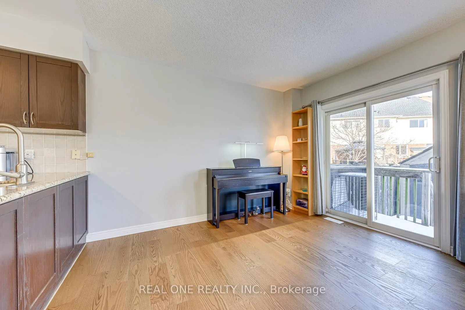 Photo 15 of 1126 Tupper Drive, Milton, Clarke — HOMEH