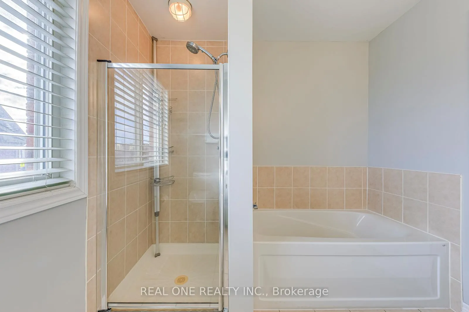Photo 21 of 1126 Tupper Drive, Milton, Clarke — HOMEH