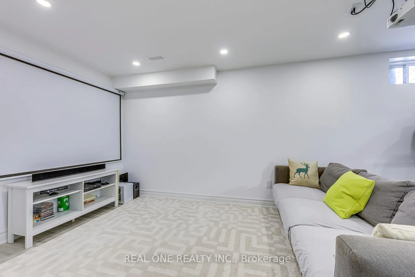 Photo 33 of 1126 Tupper Drive, Milton, Clarke — HOMEH
