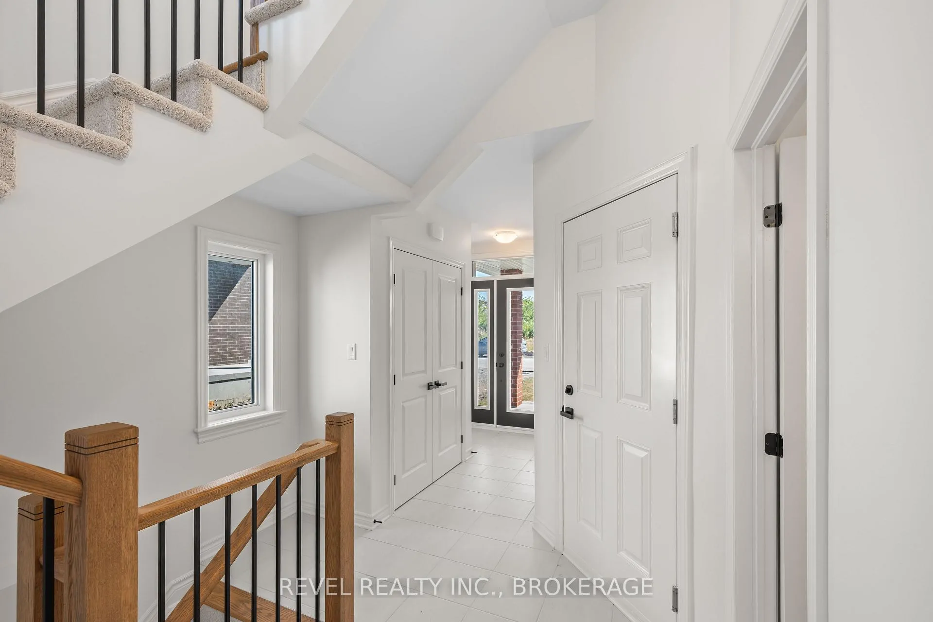 Photo 9 of 440 Buckthorn Drive, Kingston, City Northwest — HOMEH