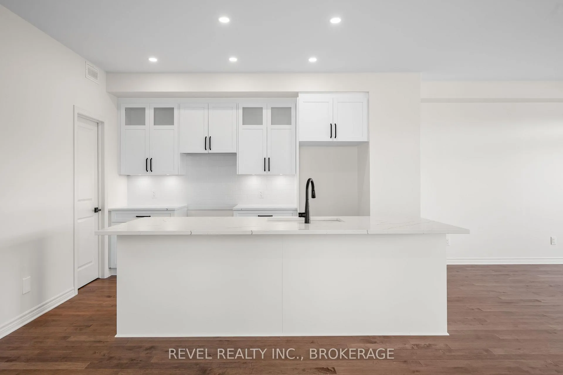 Photo 13 of 440 Buckthorn Drive, Kingston, City Northwest — HOMEH