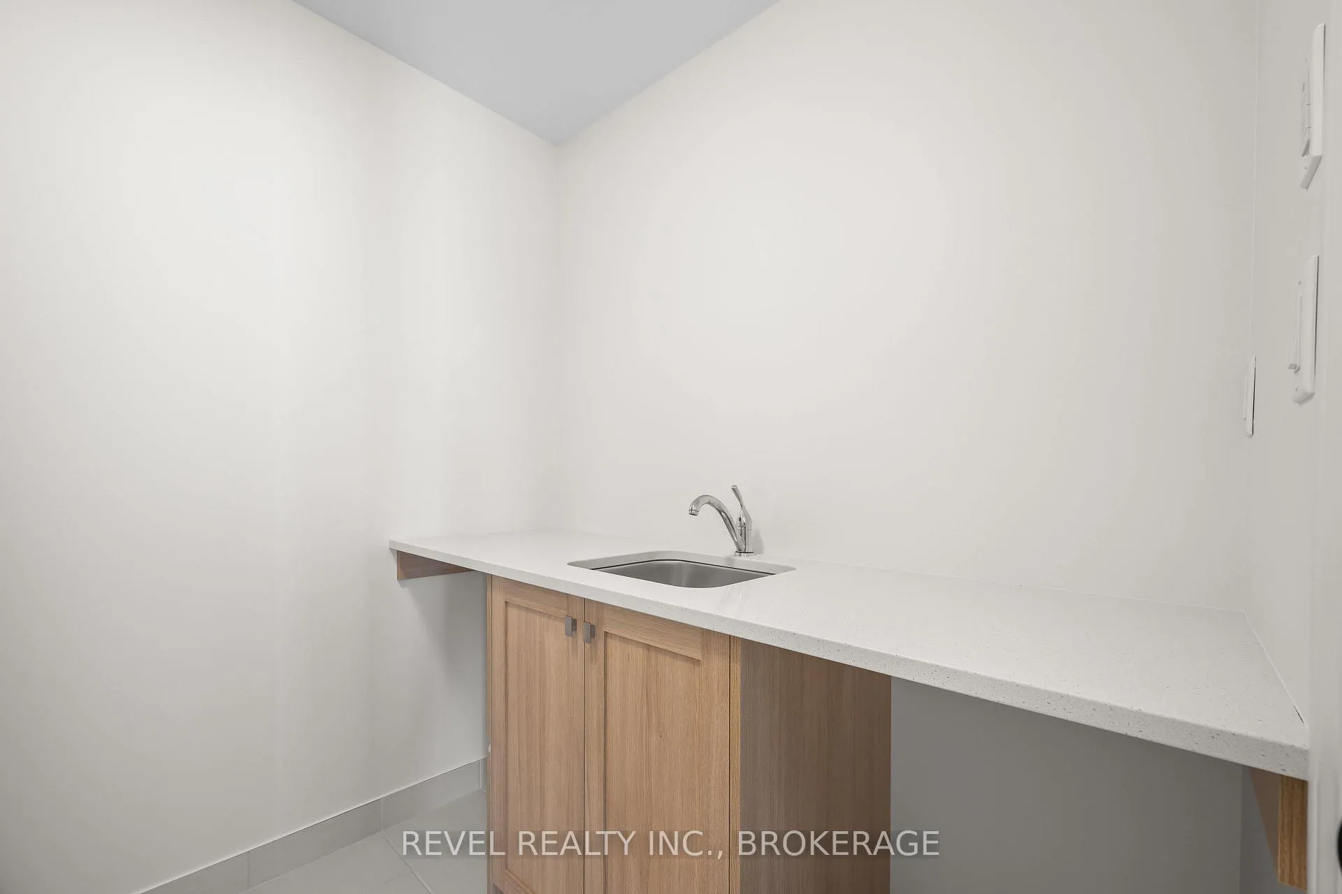 Photo 26 of 440 Buckthorn Drive, Kingston, City Northwest — HOMEH