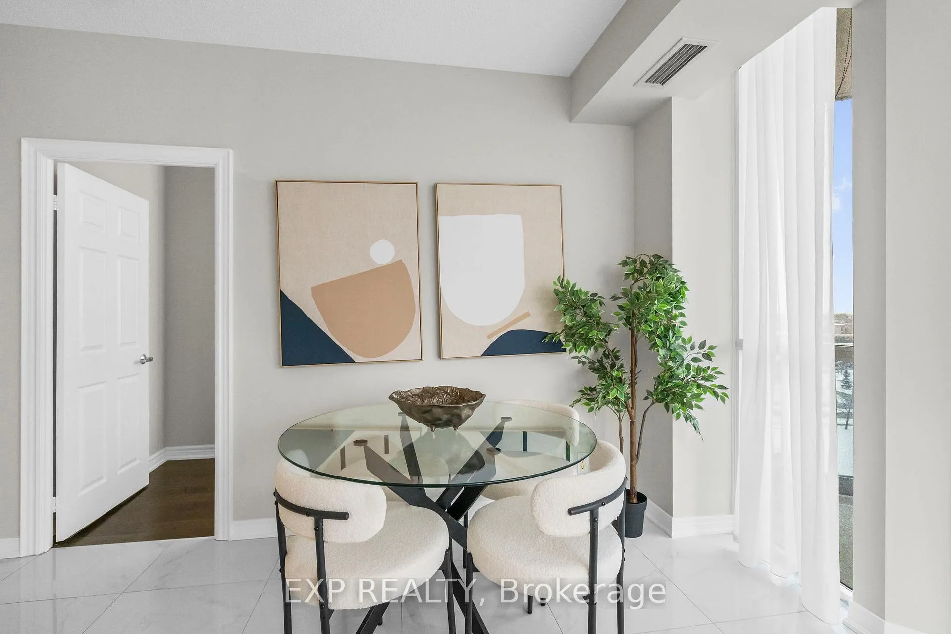 Photo 8 of Unit 928, 33 Cox Boulevard, Markham, Unionville — HOMEH