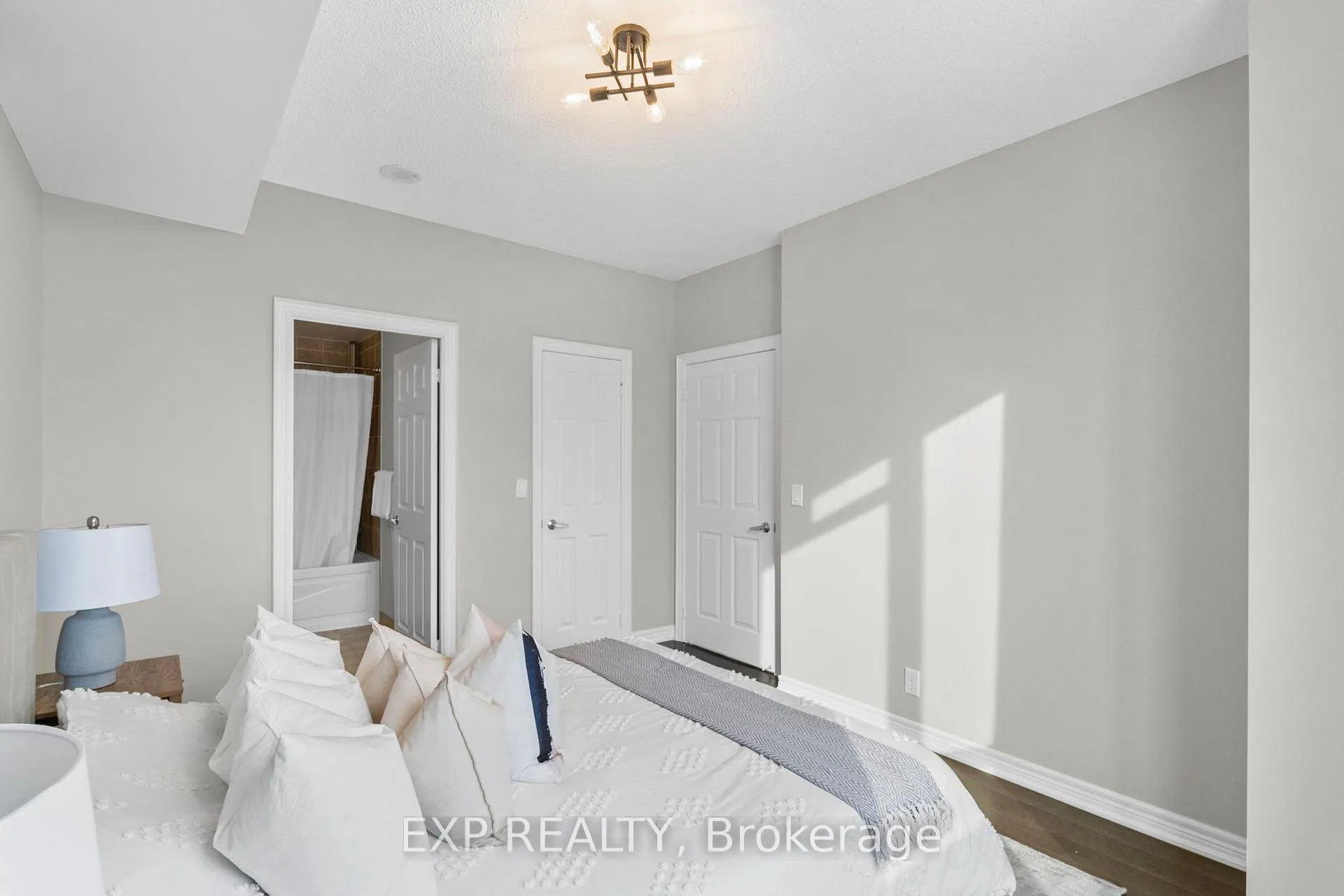 Photo 16 of Unit 928, 33 Cox Boulevard, Markham, Unionville — HOMEH