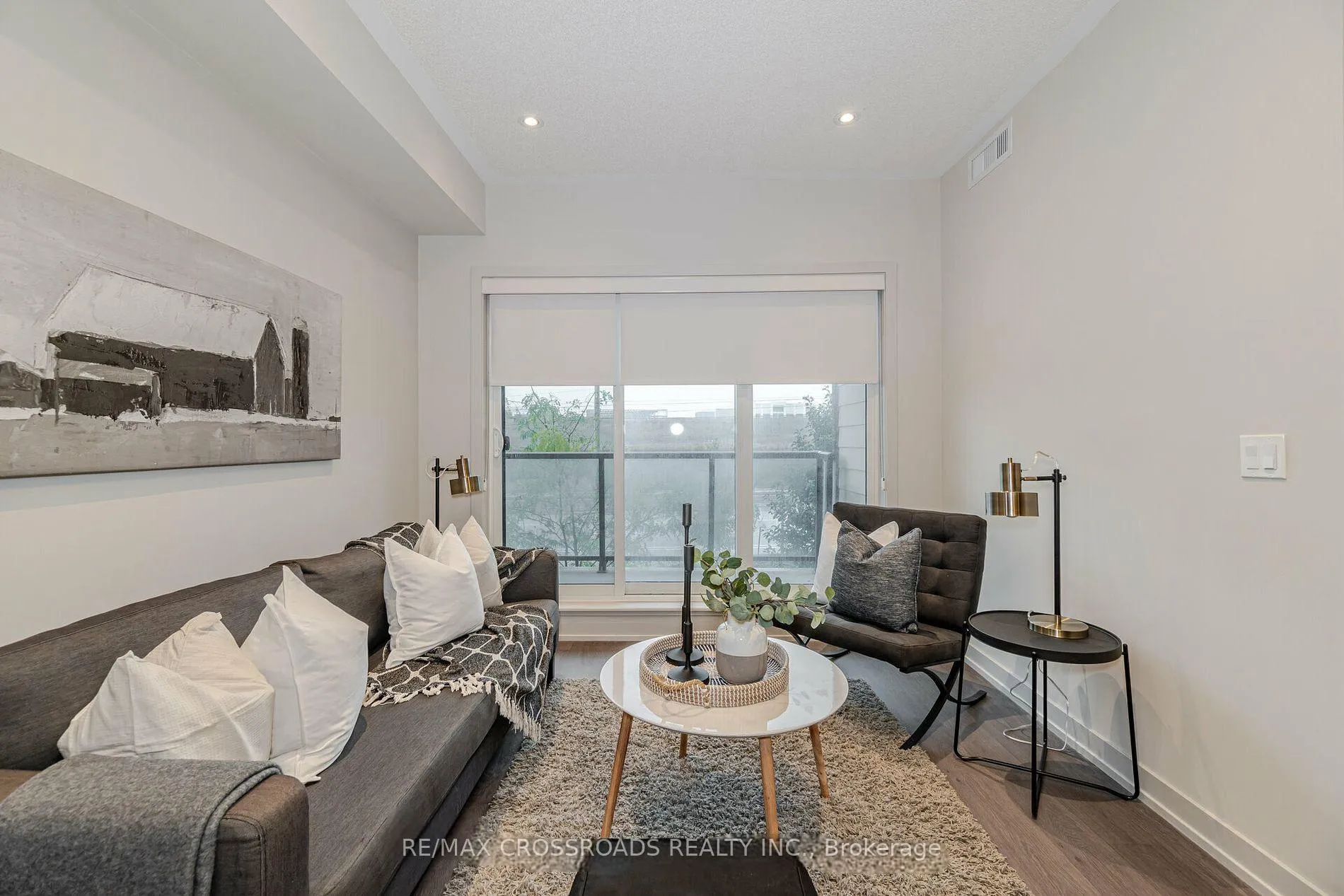 Photo 1 of Unit 215, 555 William Graham Drive, Aurora, Rural Aurora — HOMEH