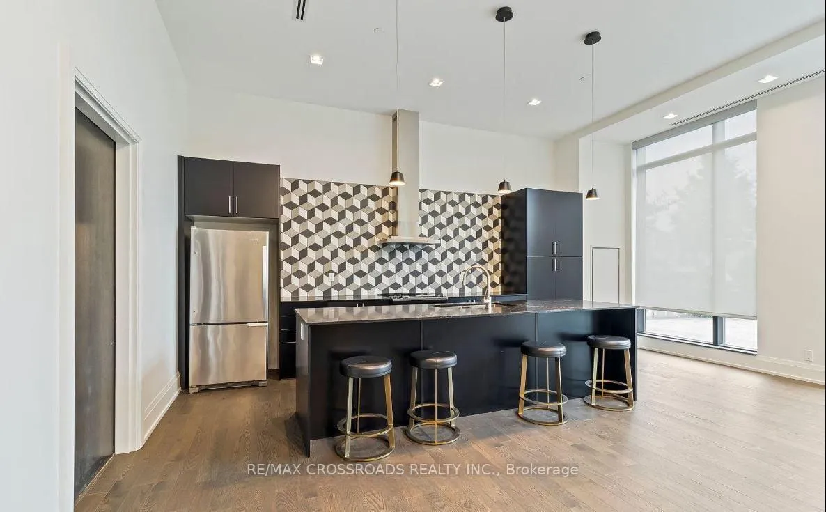 Photo 24 of Unit 215, 555 William Graham Drive, Aurora, Rural Aurora — HOMEH