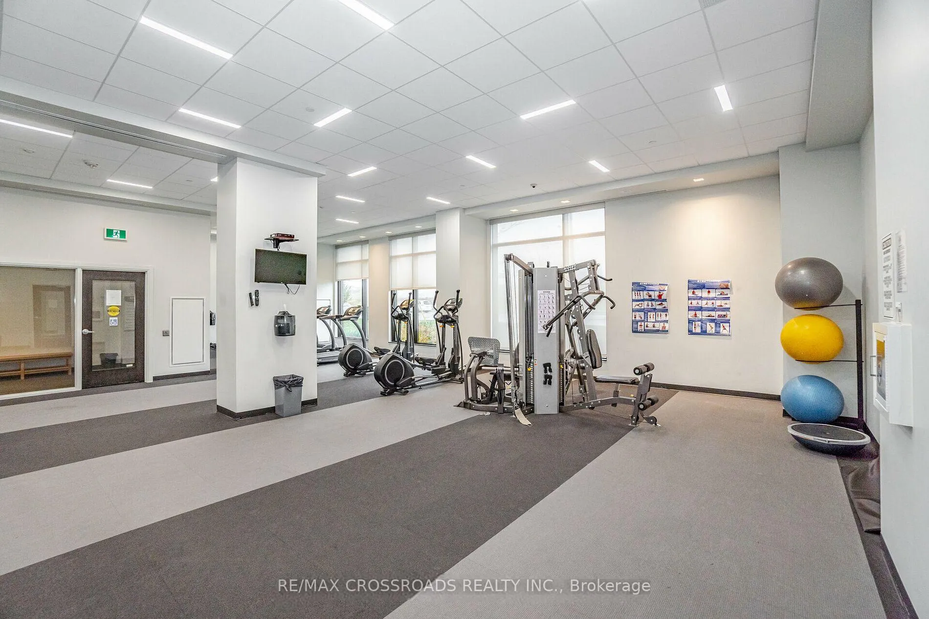 Photo 37 of Unit 215, 555 William Graham Drive, Aurora, Rural Aurora — HOMEH