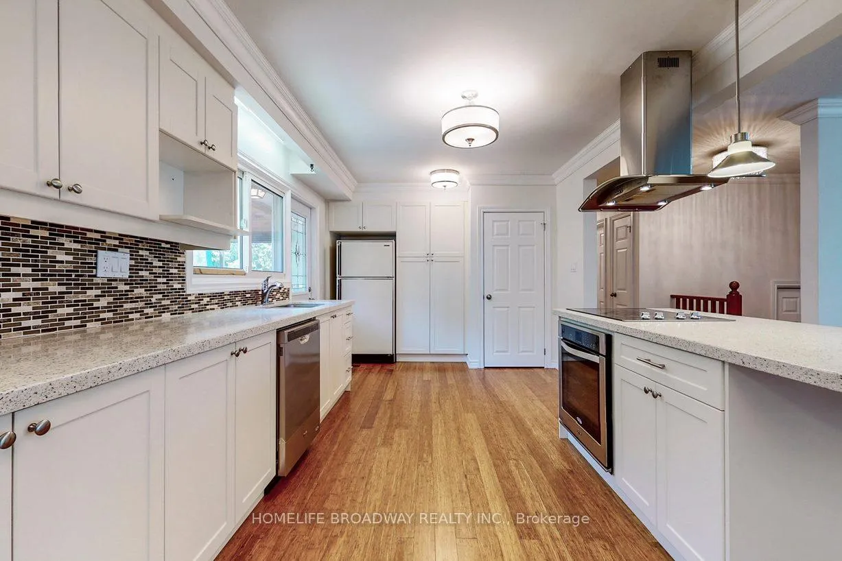 Photo 12 of 1 Billy Joel Crescent, Markham, Markham Village — HOMEH