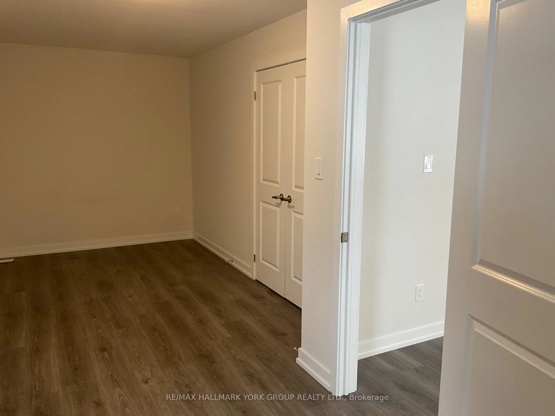 Photo 17 of Unit B, 124 Squire Drive, Ajax, Northeast Ajax — HOMEH