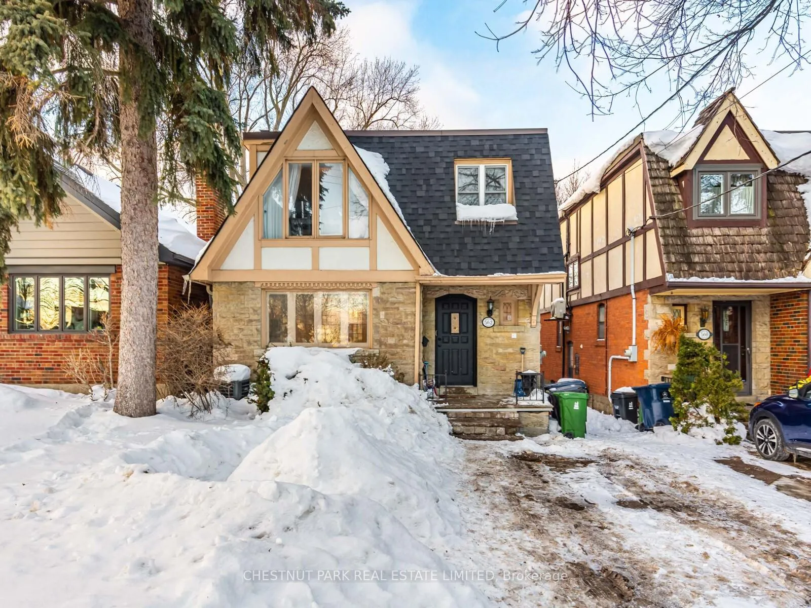 Photo 1 of 562 Roselawn Avenue, Toronto, Forest Hill North — HOMEH