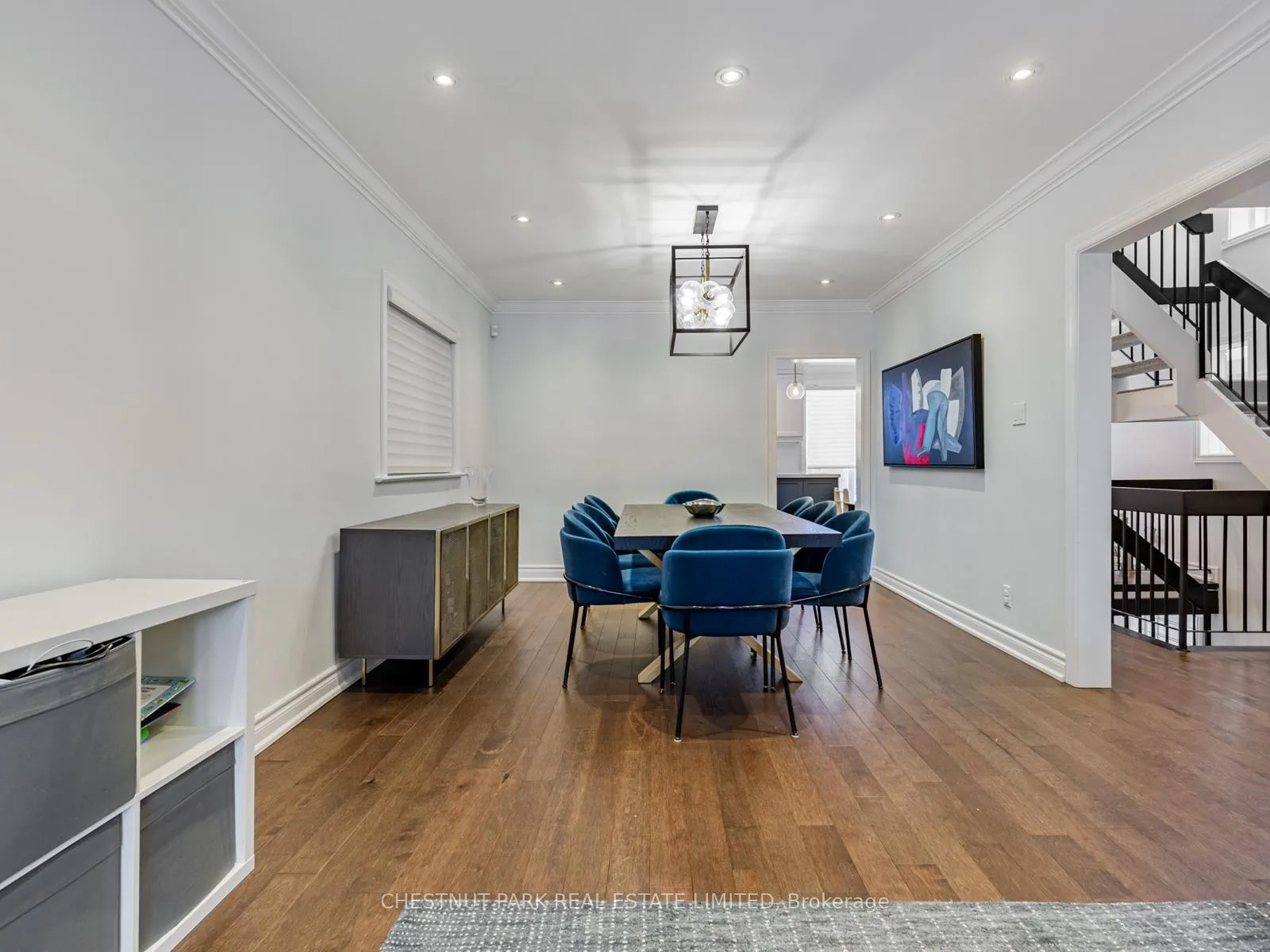 Photo 6 of 562 Roselawn Avenue, Toronto, Forest Hill North — HOMEH